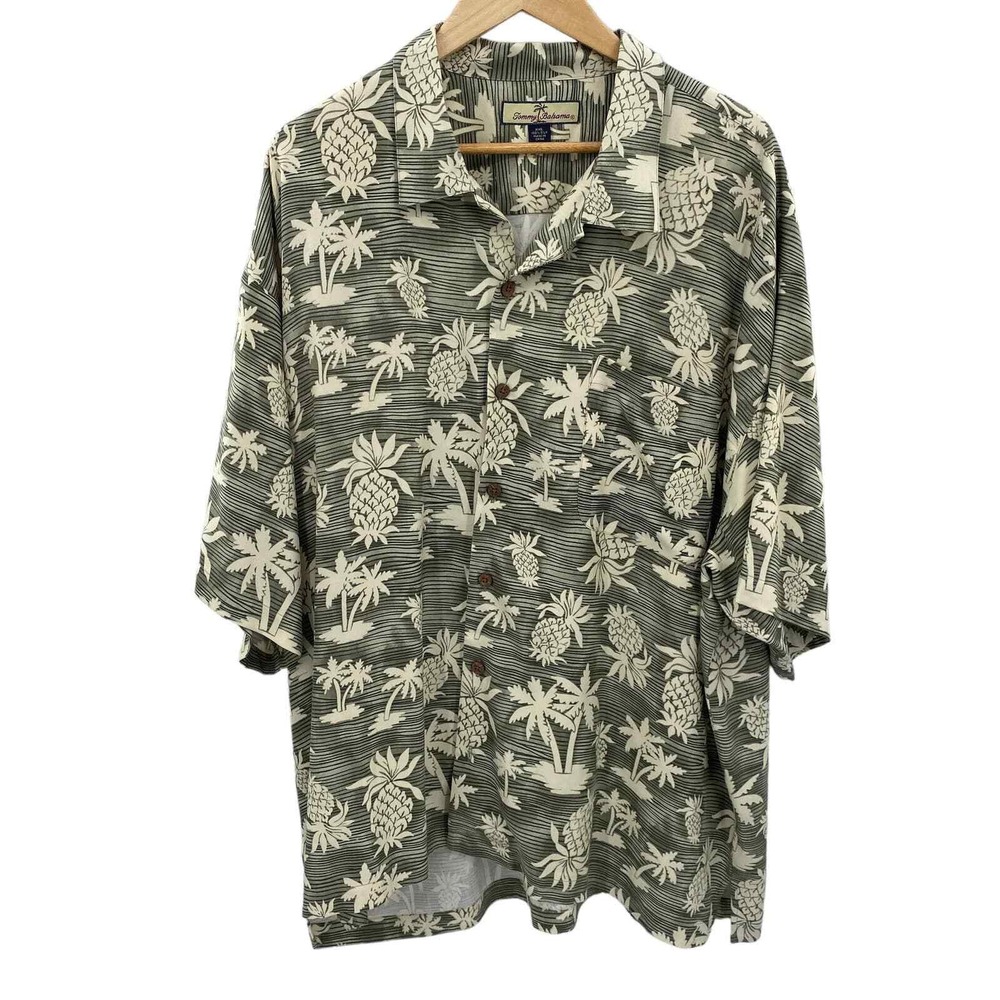 Tommy Bahama Button Front Shirt Men XXL Green Cream Tropical Hawaiian Print Silk